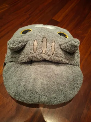 Scaldapiedi a forma di gatto grigio