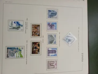 Álbum y colección de sellos 1976-1983
