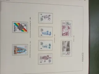 Álbum y colección de sellos 1976-1983