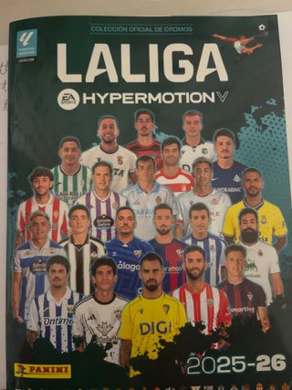 Colección Cromos LaLiga Hypermotion 2025-26