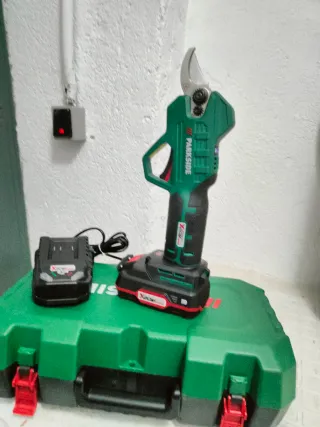 Tijeras de podar Parkside 20V recargables