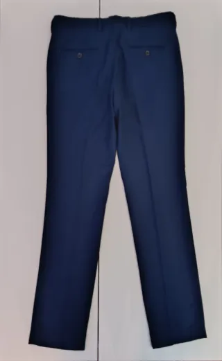 Traje de hombre azul