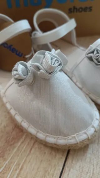 Alpargatas Mayoral niña, números 22,23,24,27,28 y