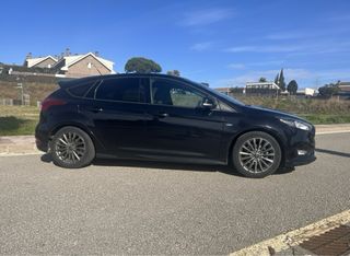 Ford Focus ST-Line 2017 - Etiqueta C