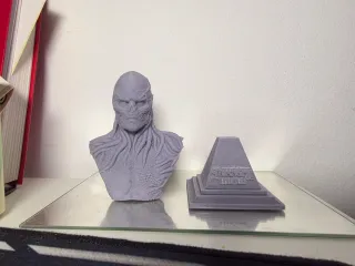 Busto sin pintar Vecnar