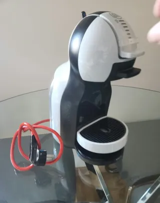 Cafetera Nescafé Dolce Gusto Krups (en su caja)