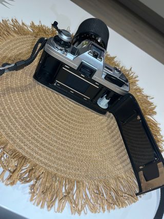 Fotocamera Minolta X-300 + Obiettivo vintage