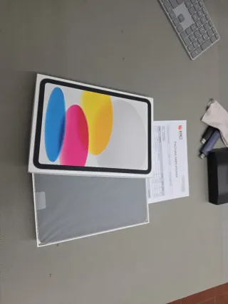 iPad 2025 11 WiFi 256GB Plata Nuevo