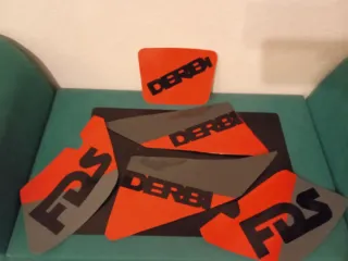 Pegatinas Derbi FDS Negro y Rojo