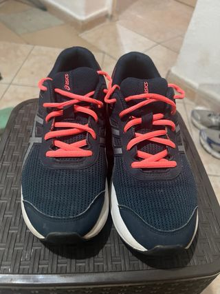 Zapatillas deportivas Asics azul y rosa