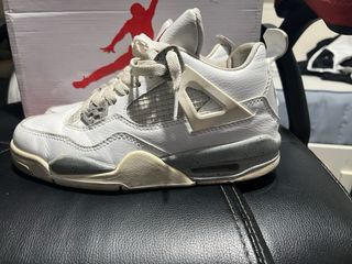 Zapatillas Jordan Grises y Blancas