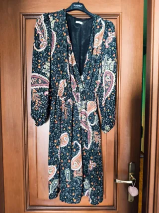 Vestito elegante fantasia paisley