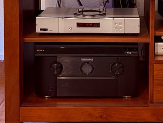 Amplificador Marantz SR8012