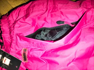 Pantalón de nieve rojo con tirantes