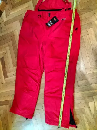 Pantalón de nieve rojo con tirantes