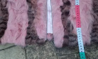 Chaleco de piel rosa Chesco