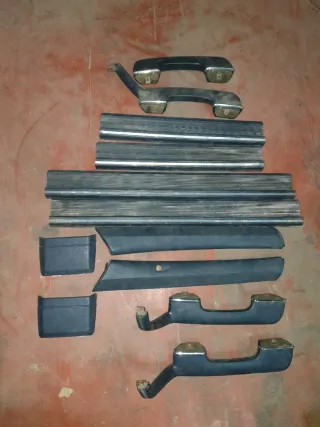 Interiores azul Mercedes W123 ranchera