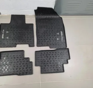 Alfombrilla de goma originales kia Sportage Nuevas