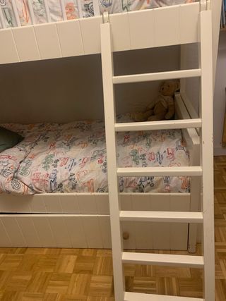 Litera madera maciza color crema