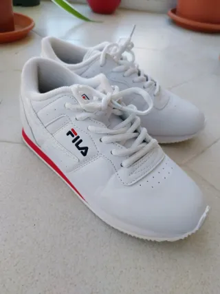 Zapatillas Fila chica