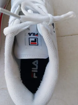 Zapatillas Fila chica