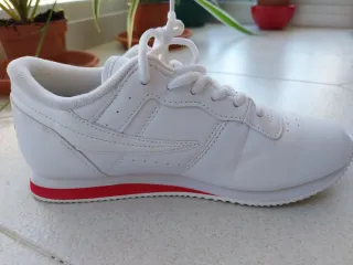 Zapatillas Fila chica