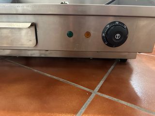 Plancha Eléctrica Profesional