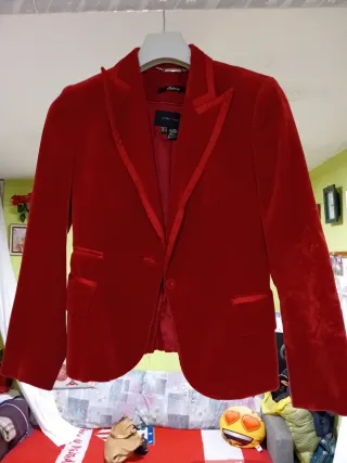 Chaqueta Terciopelo Granate Zara Women