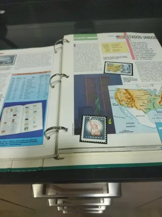 Álbum Coleccionable "Conocer y Coleccionar Sellos