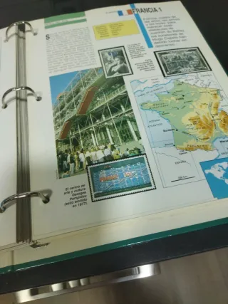 Álbum Coleccionable "Conocer y Coleccionar Sellos