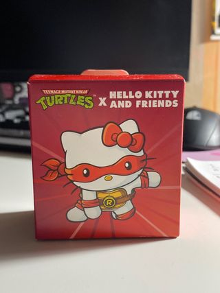 Figura Hello Kitty x Tortugas Ninja