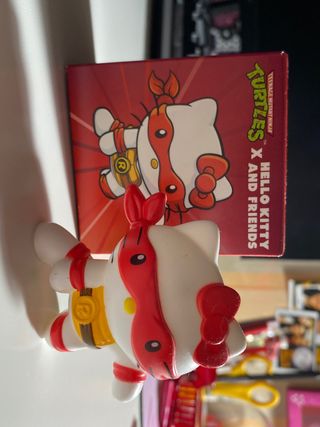 Figura Hello Kitty x Tortugas Ninja