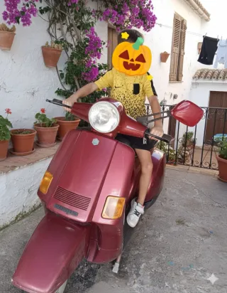 Vespa Cosat 200