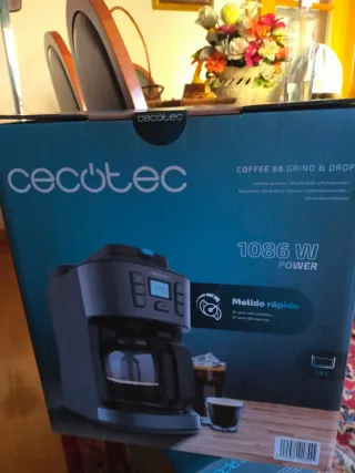 Cafetera Cecotec Coffee 66 Grind&Drop NUEVA