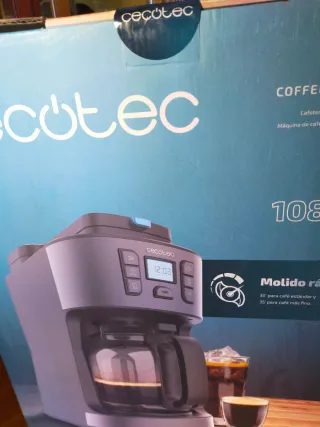 Cafetera Cecotec Coffee 66 Grind&Drop NUEVA