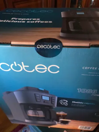 Cafetera Cecotec Coffee 66 Grind&Drop NUEVA