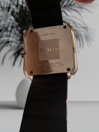 Reloj Tous Cuadrado Acero y Correa Negra