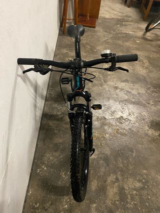 Bici Orbea Negra y Azul Niño