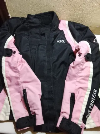 Chaqueta Moto Chica Negra y Rosa