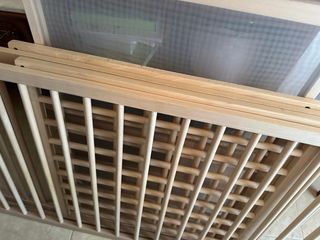 Cuna de madera para bebé