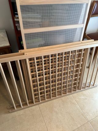 Cuna de madera para bebé