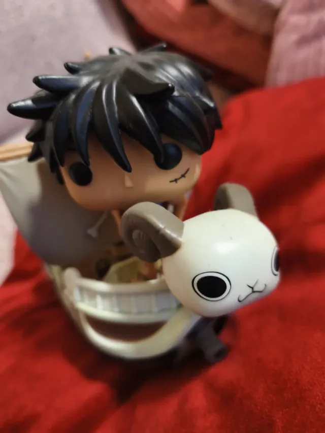 Funko Pop One Piece Luffy com Going Merry