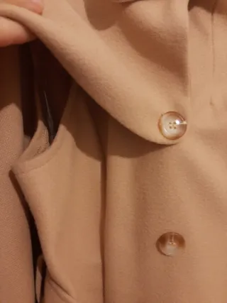Abrigo capa beige talla única