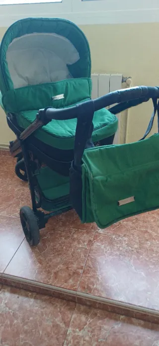 Carrito Bebecar verde 2 piezas