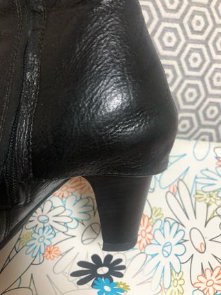 Botines Clark Tacón 7cm Talla 38 Negros