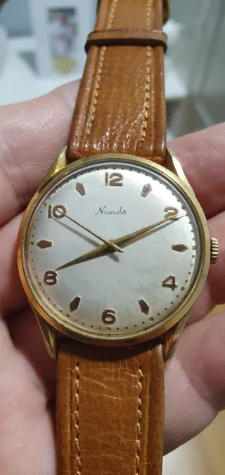 Reloj NIVADA