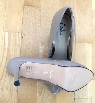 Zapatos de tacón Menbur beige