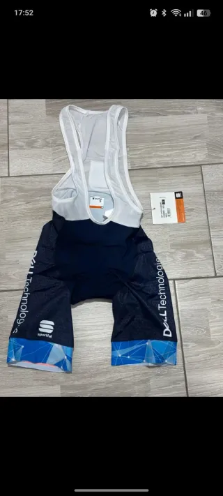 Conjunto NUEVO A ESTRENAR SPORTFUL profesional