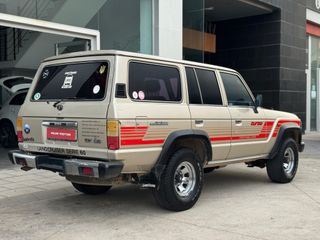 TOYOTA Land Cruiser HJ 61 Turbo