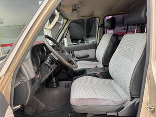 TOYOTA Land Cruiser HJ 61 Turbo